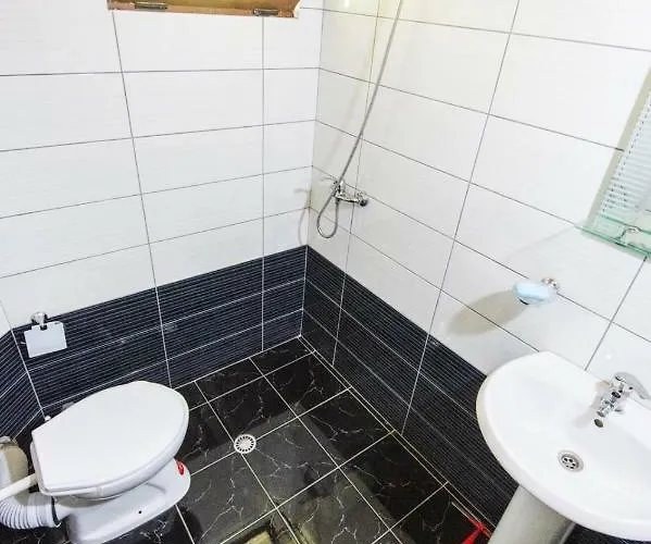 Panorama 招待所 2*